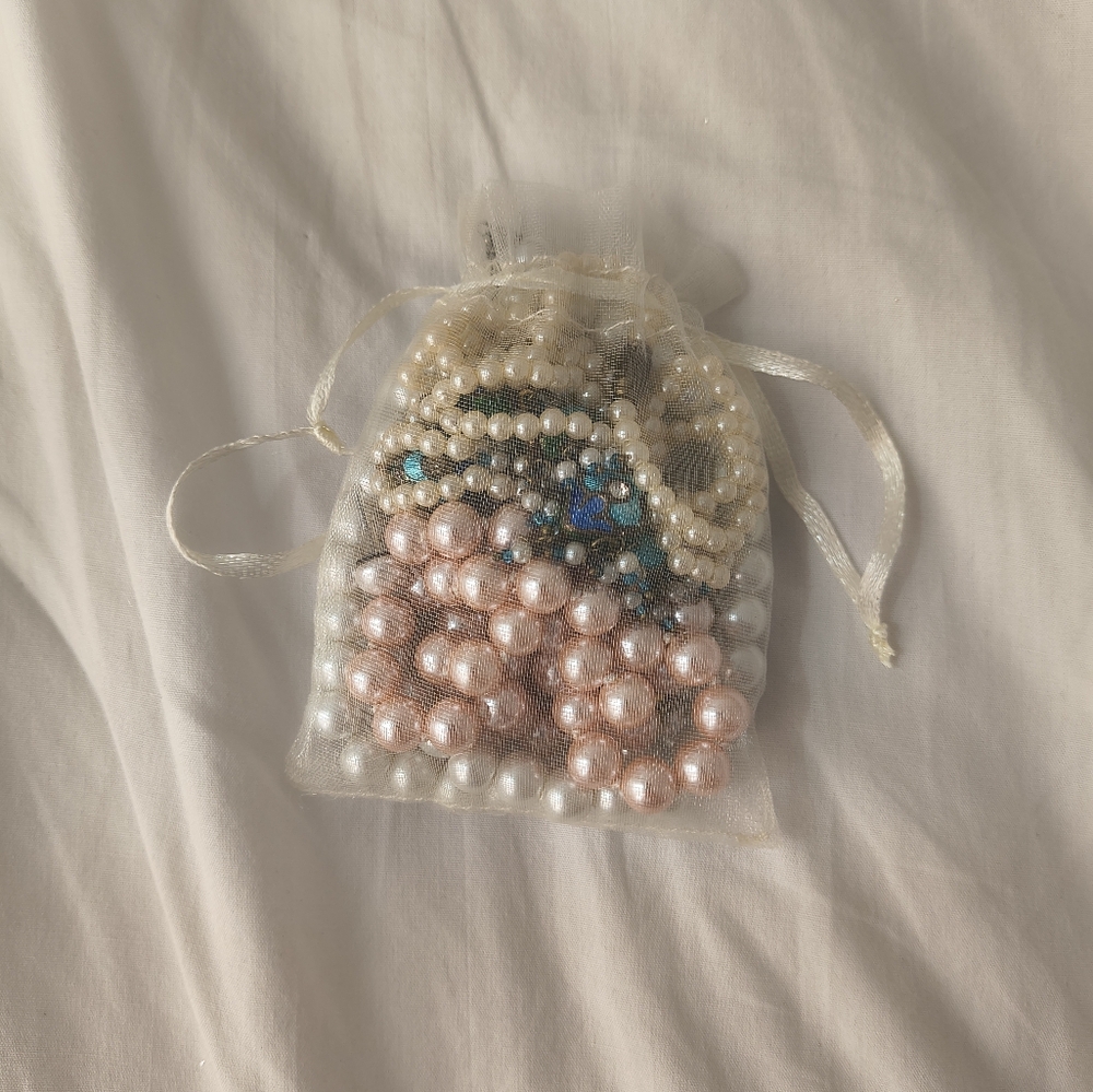 Elegant Pearl Beaded Bracelet Set